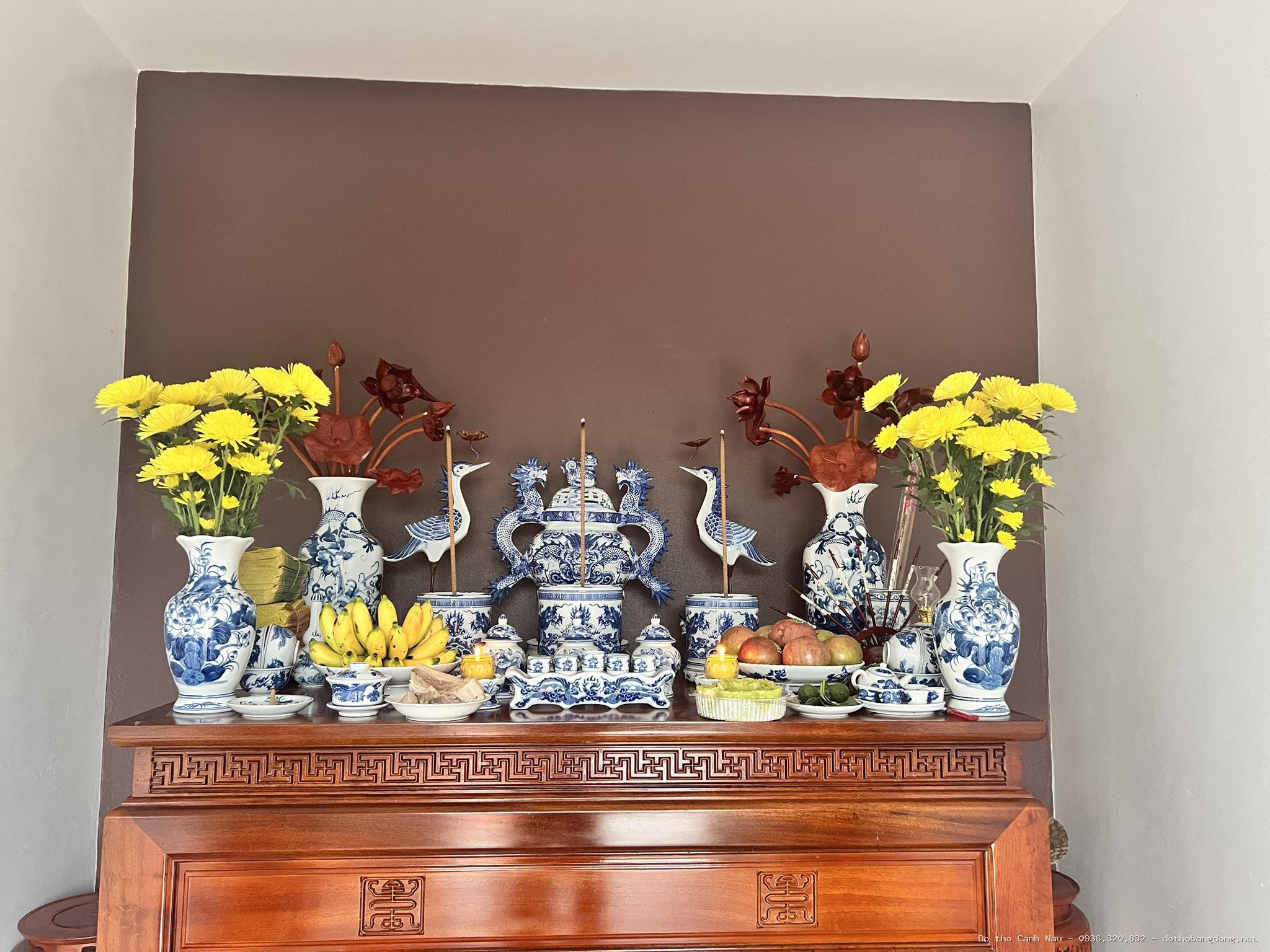 Bàn thờ mẫu 1 - Đồ thờ Sơn Vũ